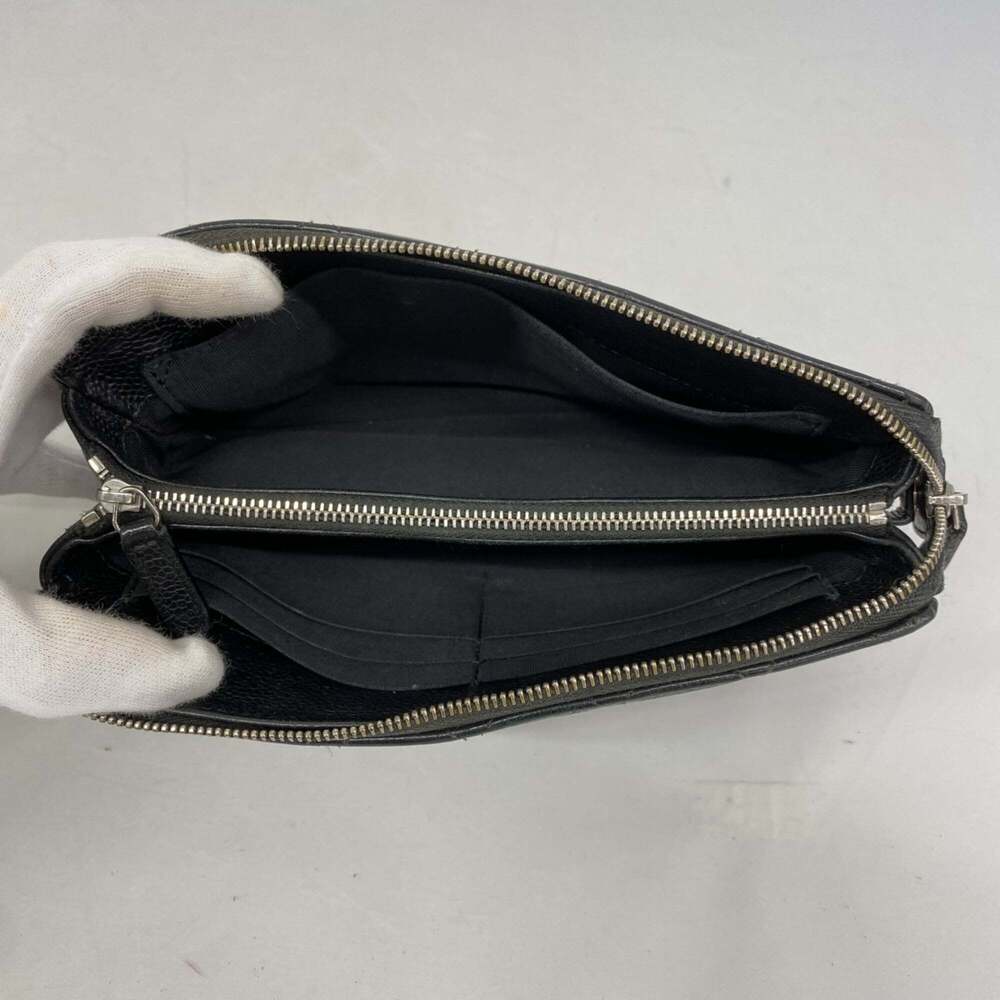 CHANEL Black Caviar Leather Clutch Bag - Picture 4 of 10